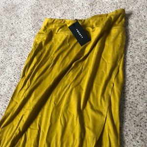 Twenty tees mustard yellow skirt soft women’s S